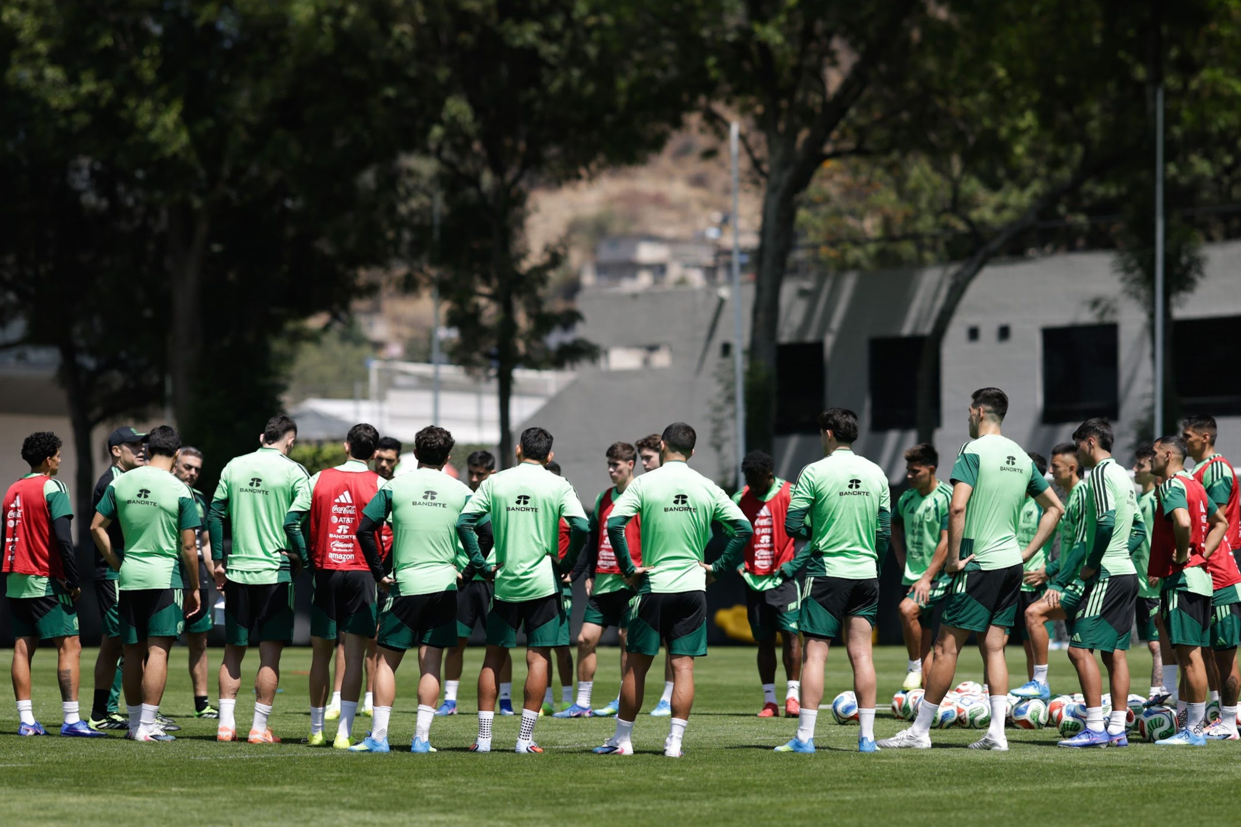 México manda ultimátum a jugadores